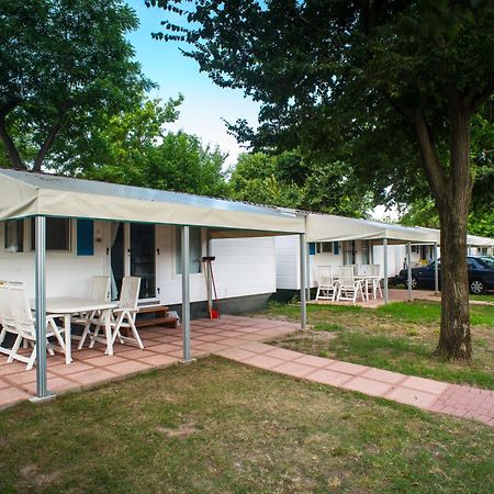 Villa Al Mare Camping - 4 Stelle Cavallino-Treporti Bagian luar foto