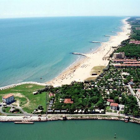 Villa Al Mare Camping - 4 Stelle Cavallino-Treporti Bagian luar foto